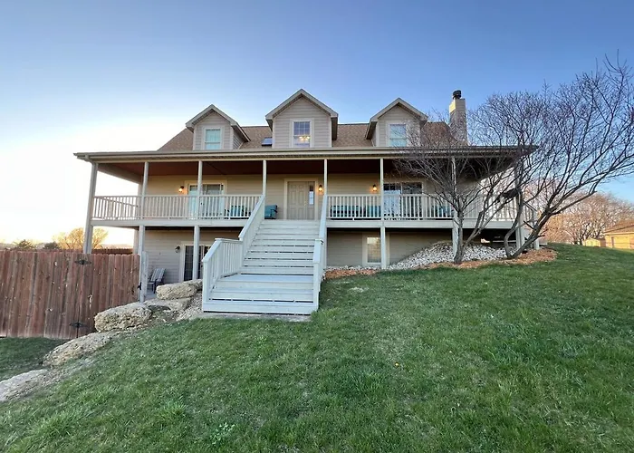 4 Bedroom Oasis With Hot Tube Ferienhaus