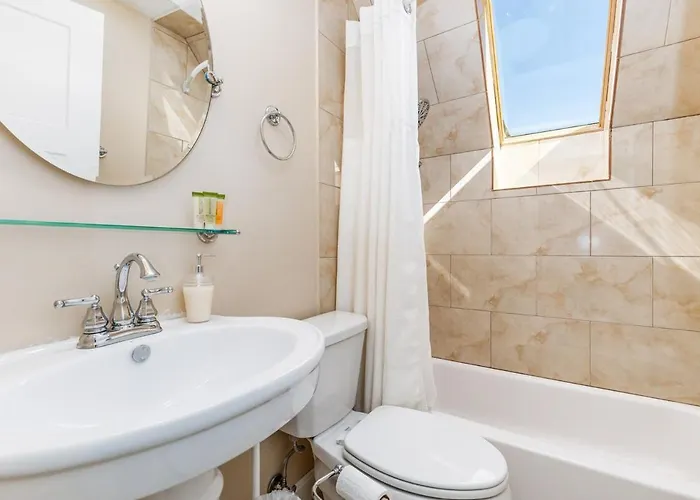 4 Bedroom Oasis With Hot Tube Ferienhaus